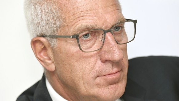 ARCHIVBILD ZUM RUECKTRITT VON PIERIN VINCENZ ALS HELVETIA-VERWALTUNGSRATSPRAESIDENT --- Pierin Vincenz, VR-Praesident Helvetia und Leonteq an einer Medienkonferenz des Schweizerischen Arbeitgeberverba ...