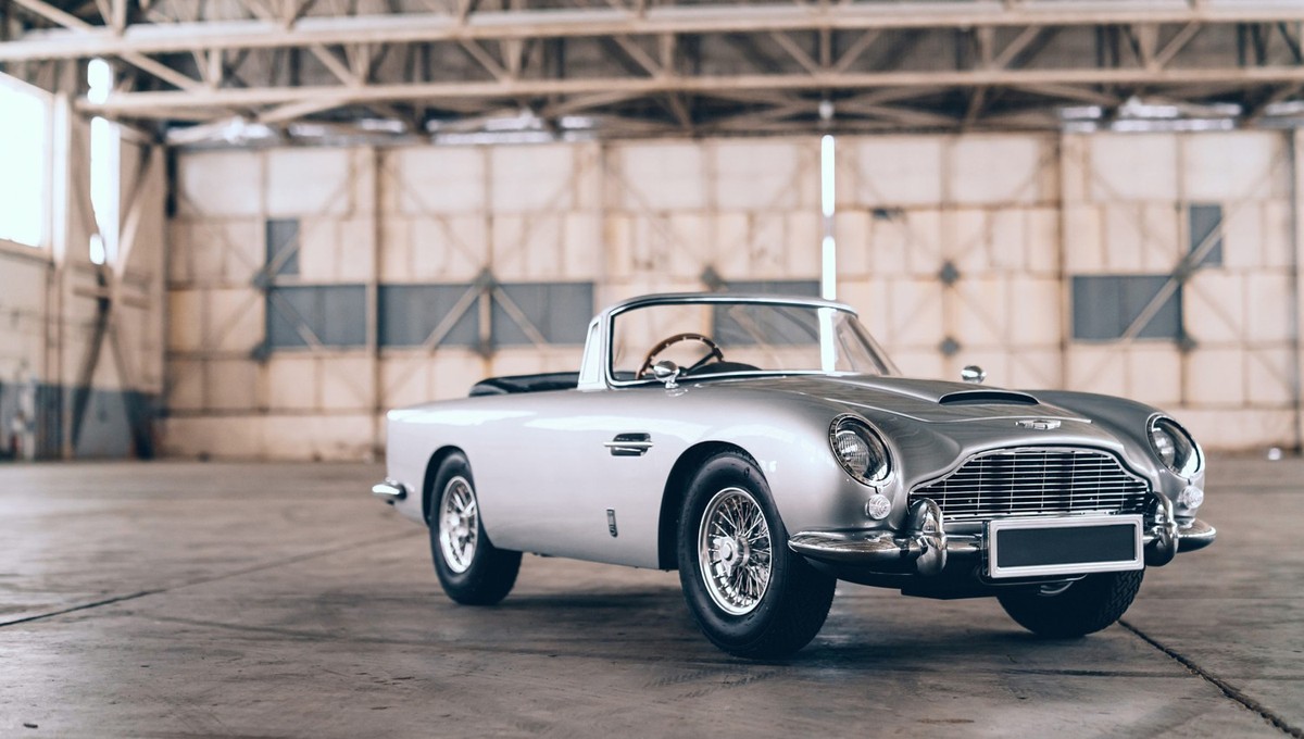 The Little Car Company Bicester England retro auto design bugatti aston martin ferrari https://thelittlecar.co/
