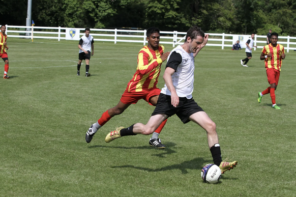 Tamil Eelam ist fast schon Derbygegner der FA Raetia. Hier treffen die beiden bei einem Spiel auf der Isle of Man aufeinander.