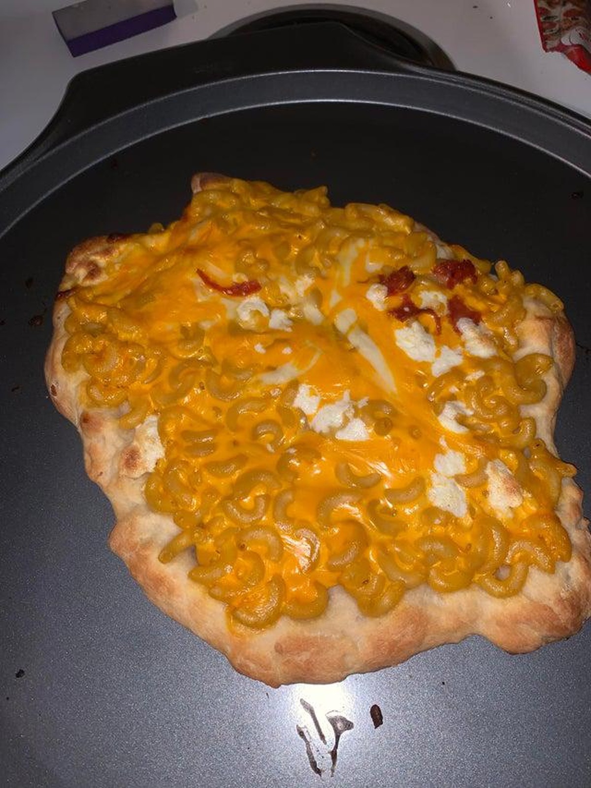 Hassverbrechen an Pizzen: Diese Bilder bringen jeden Italiener zum Weinen. Kochen, Essen, Food-Fails.