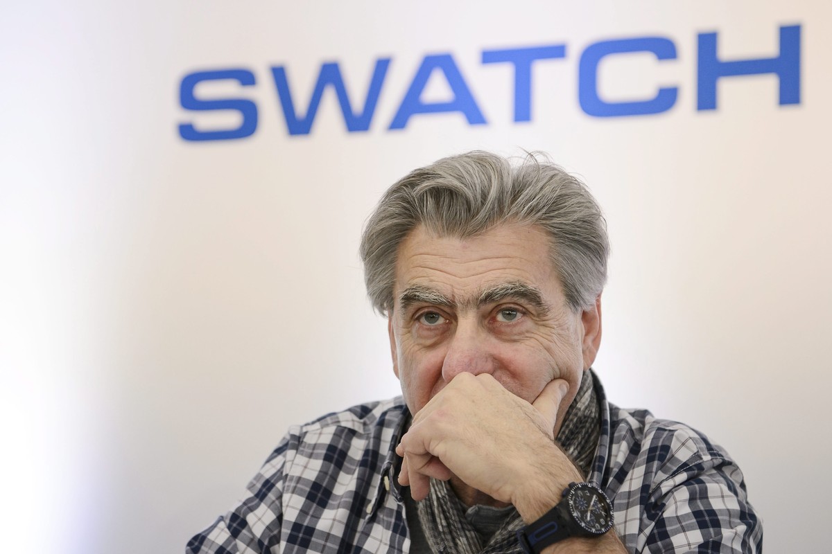 epa05425471 (FILE) A file picture dated 10 March 2016 shows CEO of Swatch Group Nick Hayek during a press conference on the 2015 final results of Swiss watch company Swatch Group, in Biel, Switzerland ...