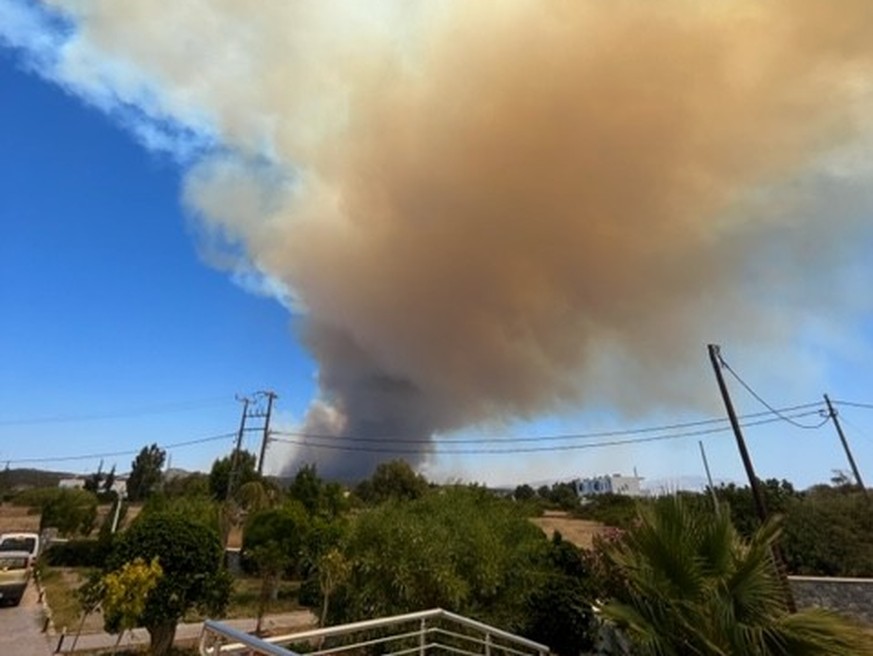 Waldbrand auf Rhodos: watson-User hat es live erlebt.