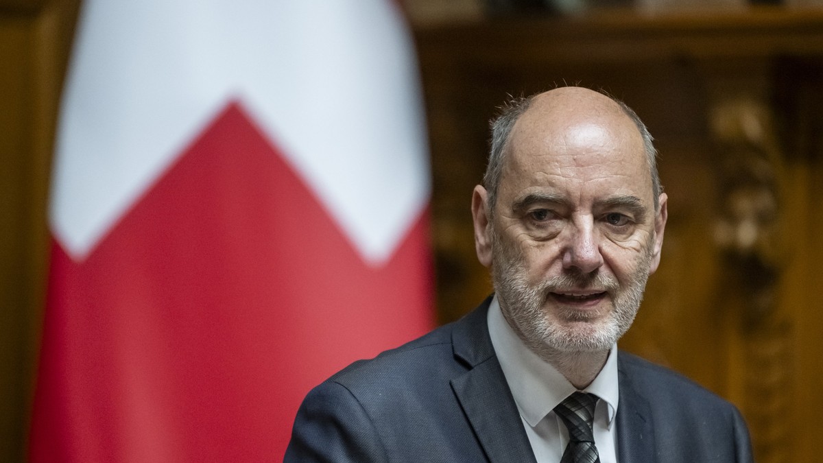 Bericht-zu-Liebesbeziehung-von-Bundesrichtern-liegt-Parlament-vor