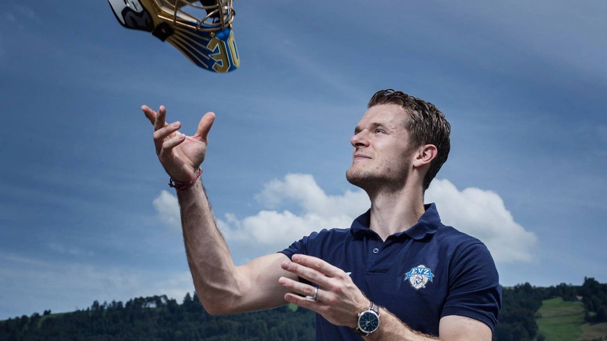 Leonardo Genoni ist in Zug angekommen.