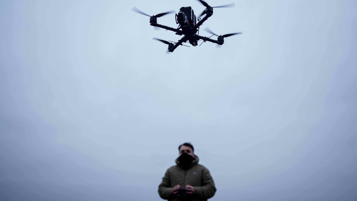 FILE - A serviceman controls an FPV drone of "General Cherry" company at the polygon in Ukraine, Dec. 4, 2025. (AP Photo/Evgeniy Maloletka, File)
Russia Ukraine War Presidential Advisor Inte ...