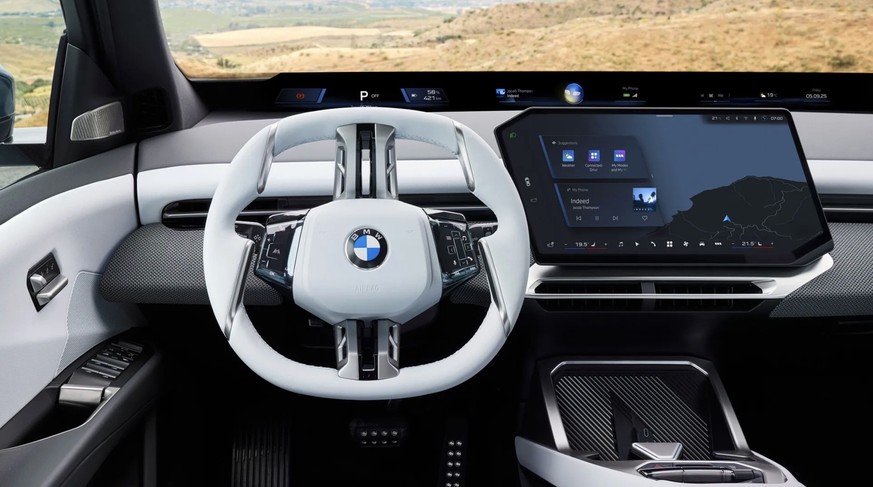 iX3 BMW. Analoge Anker: Die Sitzverstellung in der Tür oder die Lautstärkewalze in der Mittelkonsole erlauben eine schnelle Bedienung.