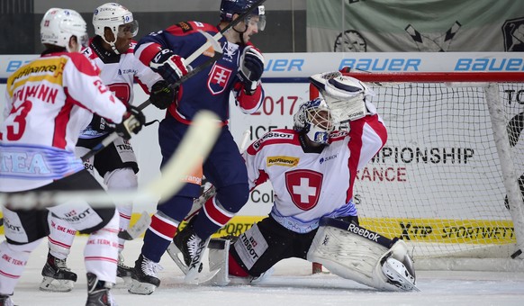 Wieder ein starker Rückhalt: Ambri-Keeper Sandro Zurkirchen.