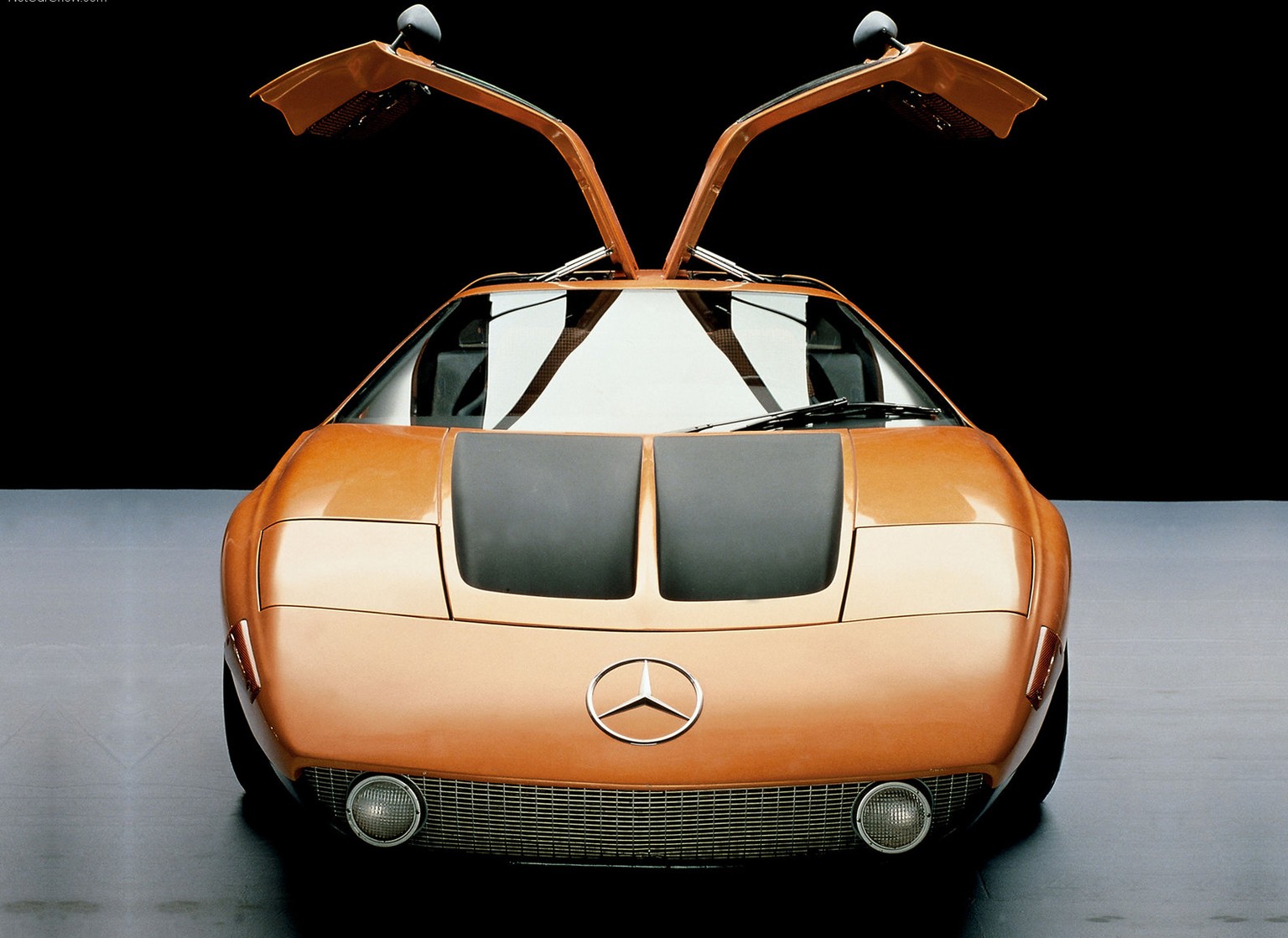 http://www.netcarshow.com/mercedes-benz/1970-c_111-ii_concept/ mercedes c-111 auto