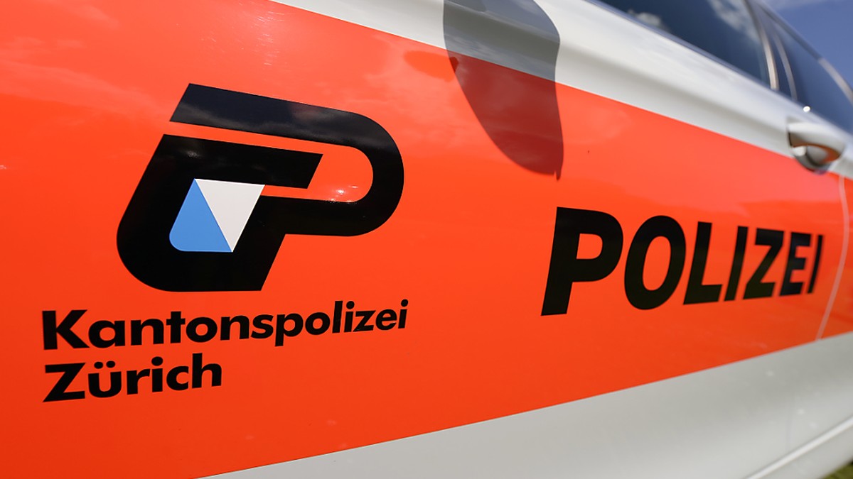Mann-stirbt-nach-Sturz-von-E-Scooter-in-Fehraltorf-ZH