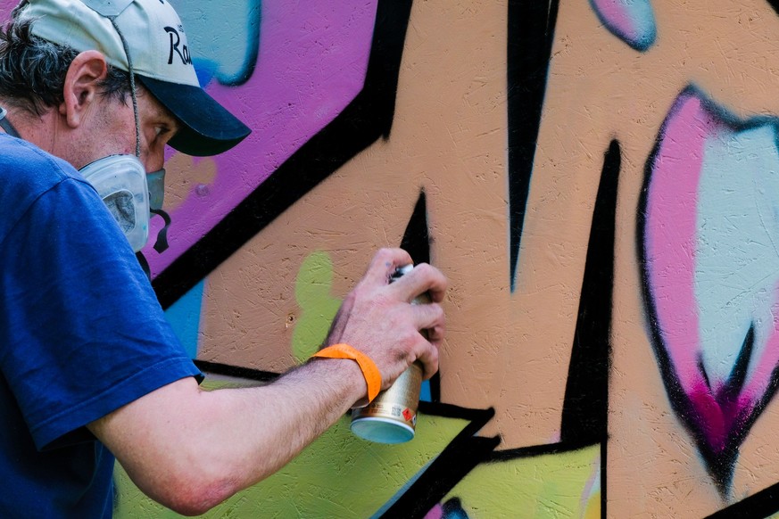 Streetart Festival 2023 – Sprayer während des Jams im Lindenpark, 03.06.2023