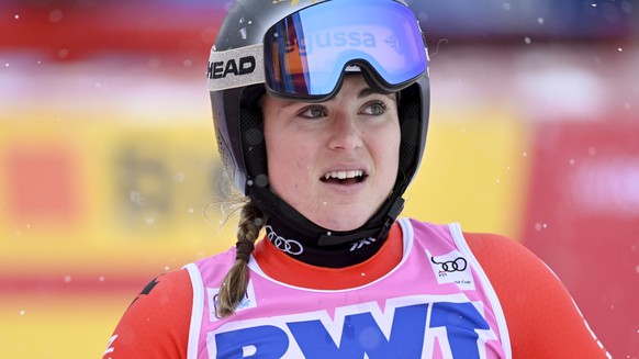 Delia Durrer of Switzerland reacts in the finish area during the women&#039;s downhill race at the FIS Alpine Ski World Cup, in St. Moritz, Switzerland, Friday, December 16, 2022. (KEYSTONE/Gian Ehren ...