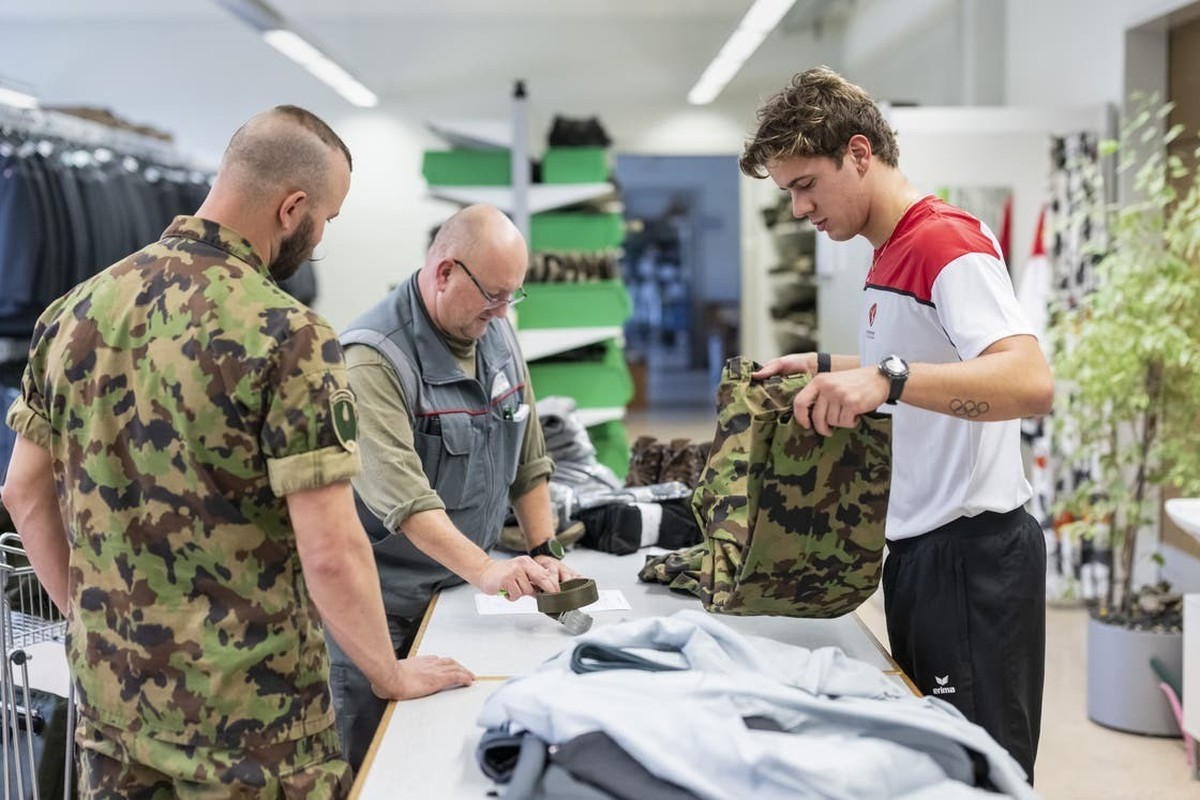 Noè Ponti termine actuellement l'école de recrues.