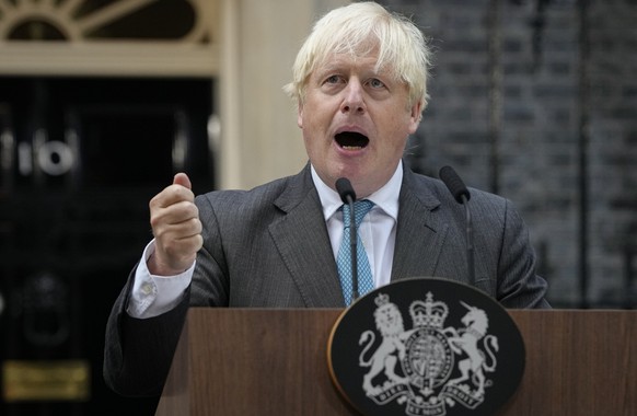 FILE - Outgoing British Prime Minister Boris Johnson speaks outside Downing Street in London, September 6, 2022. Liz Truss