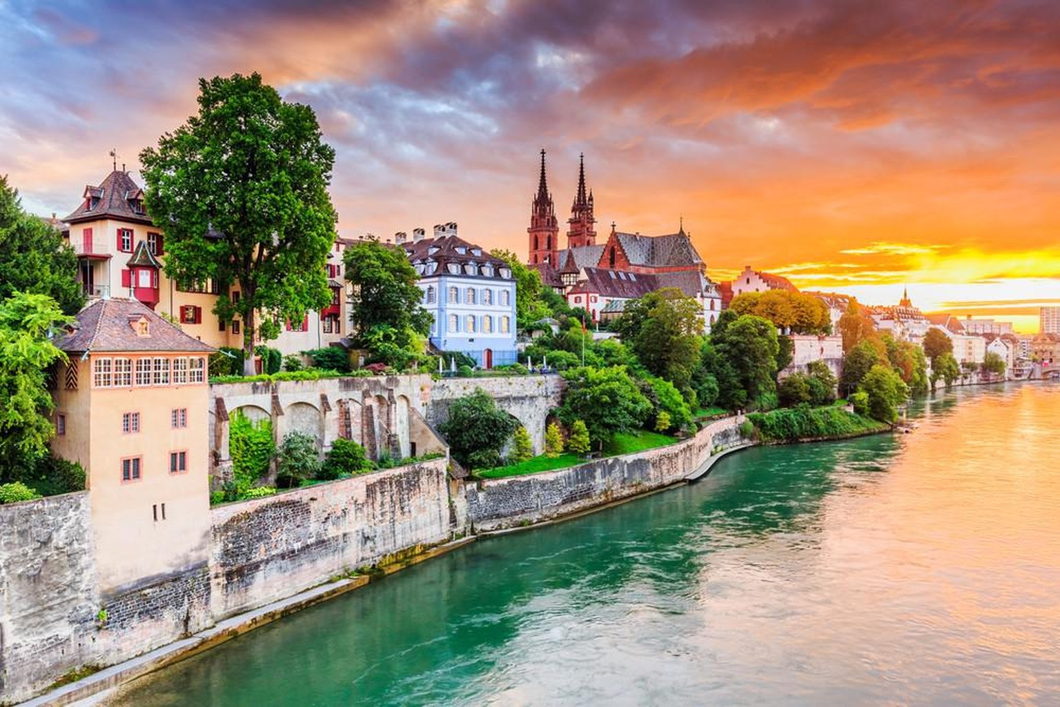 Der abendliche Blick auf Basel