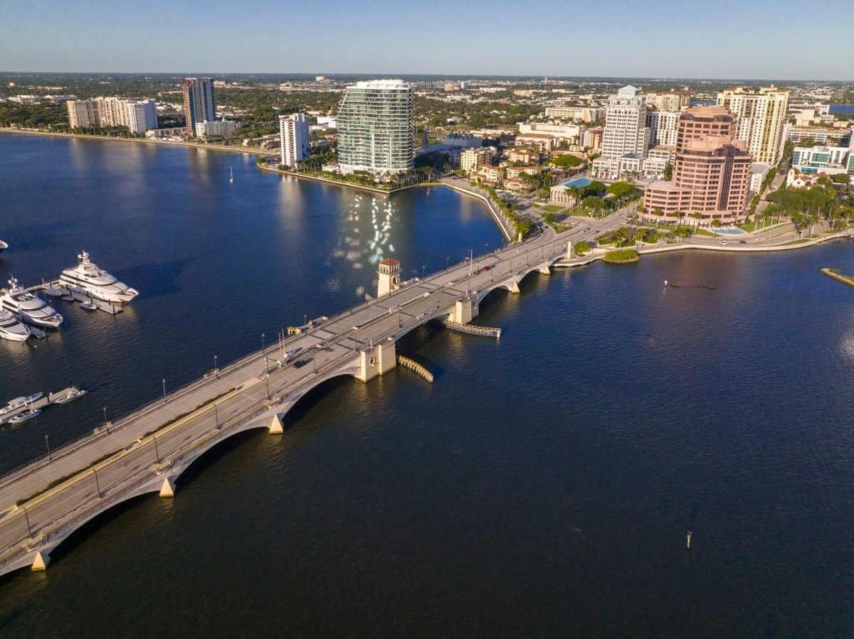 West Palm Beach skyline features Royal Park Draw Bridge, West Palm Beach, Florida. (Photo by: Visions of America/Joseph Sohm/UCG/Universal Images Group via Getty Images)
