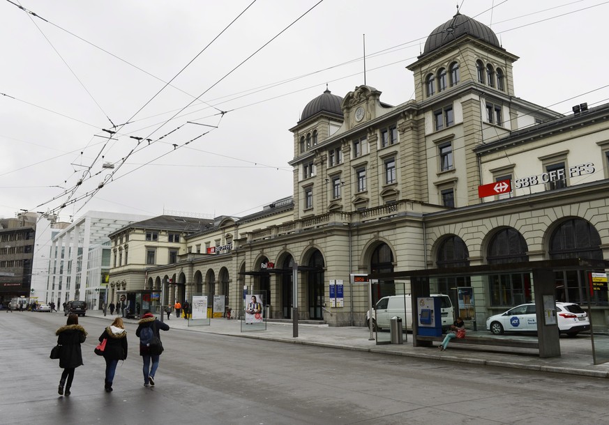 Frontansicht des Bahnhofs Winterthur