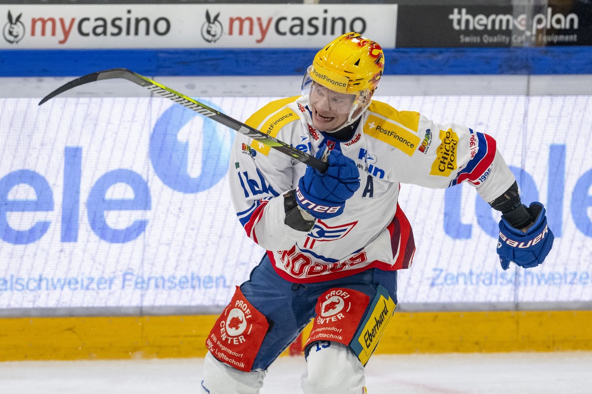 PostFinance Top Scorer Miro Aaltonen von Kloten beim Eishockey Qualifikationsspiel der National League zwischen dem EV Zug und dem EHC Kloten am Mittwoch, 15. Januar 2025 in Zug. (PostFinance/KEYSTONE ...