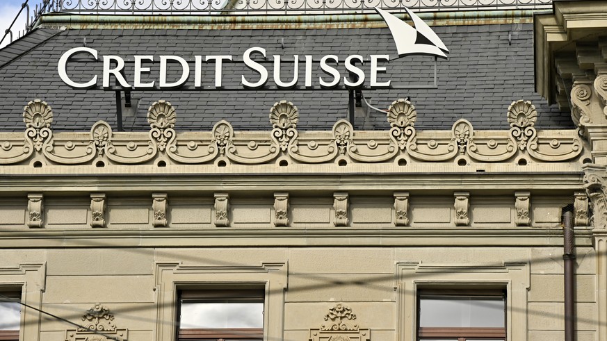 Die Credit Suisse am Zuercher Paradeplatz am Freitag, 25. Februar 2022. (KEYSTONE/Walter Bieri)