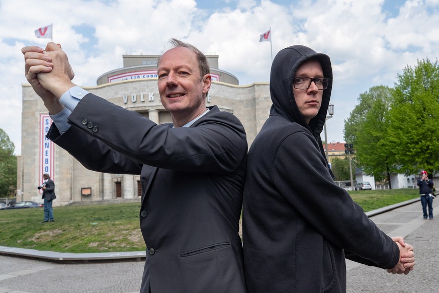 epa07523227 MEP and &#039;The Party&#039; party leader Martin Sonneborn (L), and satirist Nico Semsrott (R) pose during the EU election campaign opening of the German satirical party Die PARTEI (The P ...