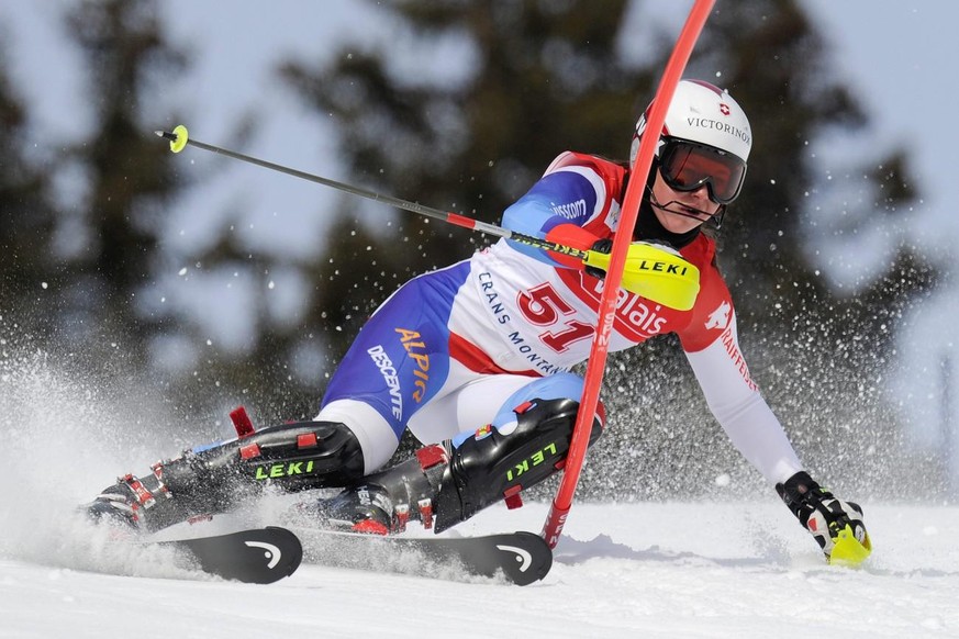 Corinne Suter 2011 als Slalom-Fahrerin bei der Junioren-Ski-WM in Crans-Montana.