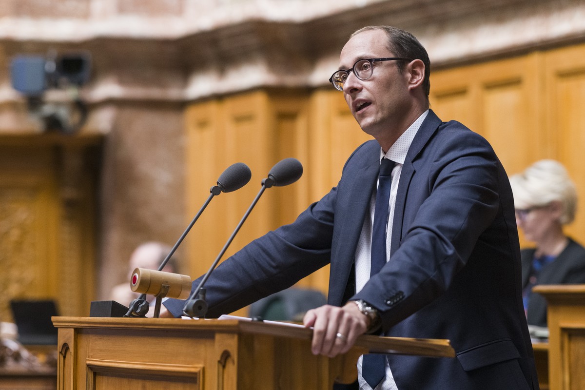 Martin Candinas, CVP-GR, spricht zum Vaterschaftsurlaub an der Herbstsession der Eidgenoessischen Raete, am Mittwoch, 11. September 2019 im Nationalrat in Bern. (KEYSTONE/Alessandro della Valle)