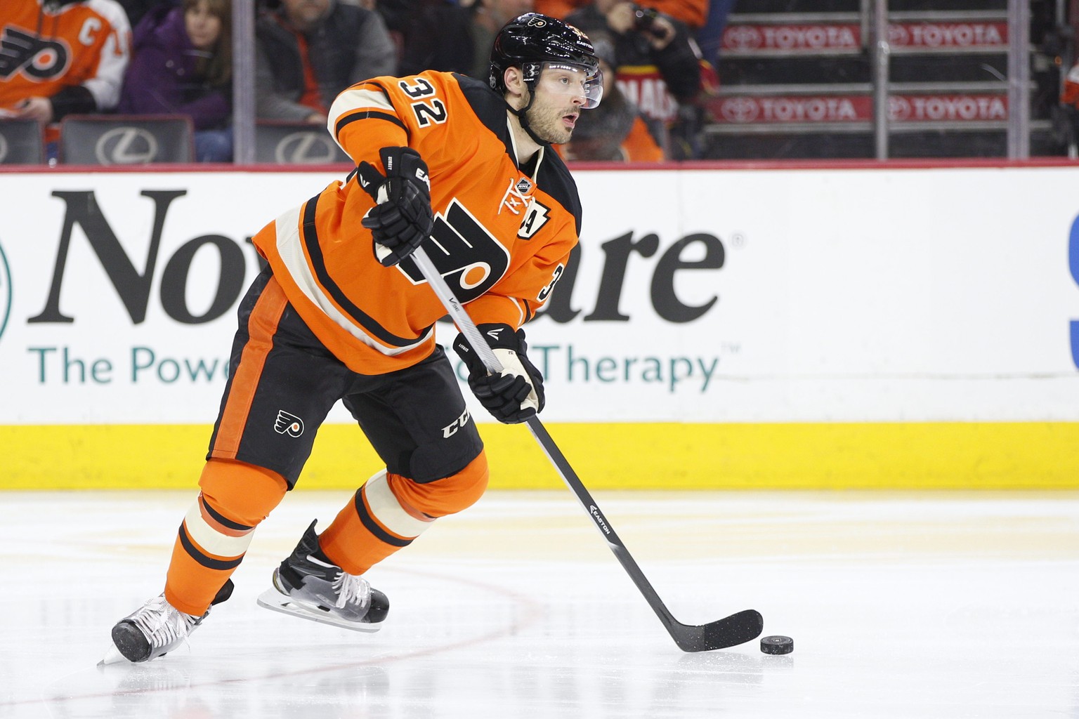 Mark Streit kämpft mit den Philadelphia Flyers um den Einzug in die Playoffs.