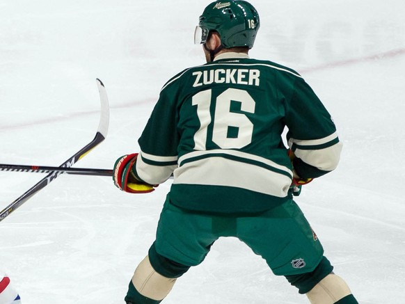 Jan 12, 2017; Saint Paul, MN, USA; Minnesota Wild forward Jason Zucker (16) scores in the third period against the Montreal Canadiens goalie Carey Price (31) at Xcel Energy Center. The Minnesota Wild  ...