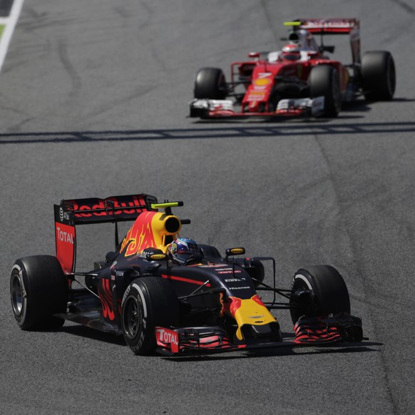 Verstappen führt vor Raikkönen.