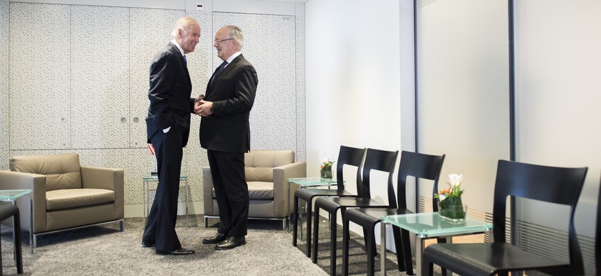 Johann Schneider-Amman hiess US-Vizepräsident Joe Biden schon am Airport in Zürich willkommen.