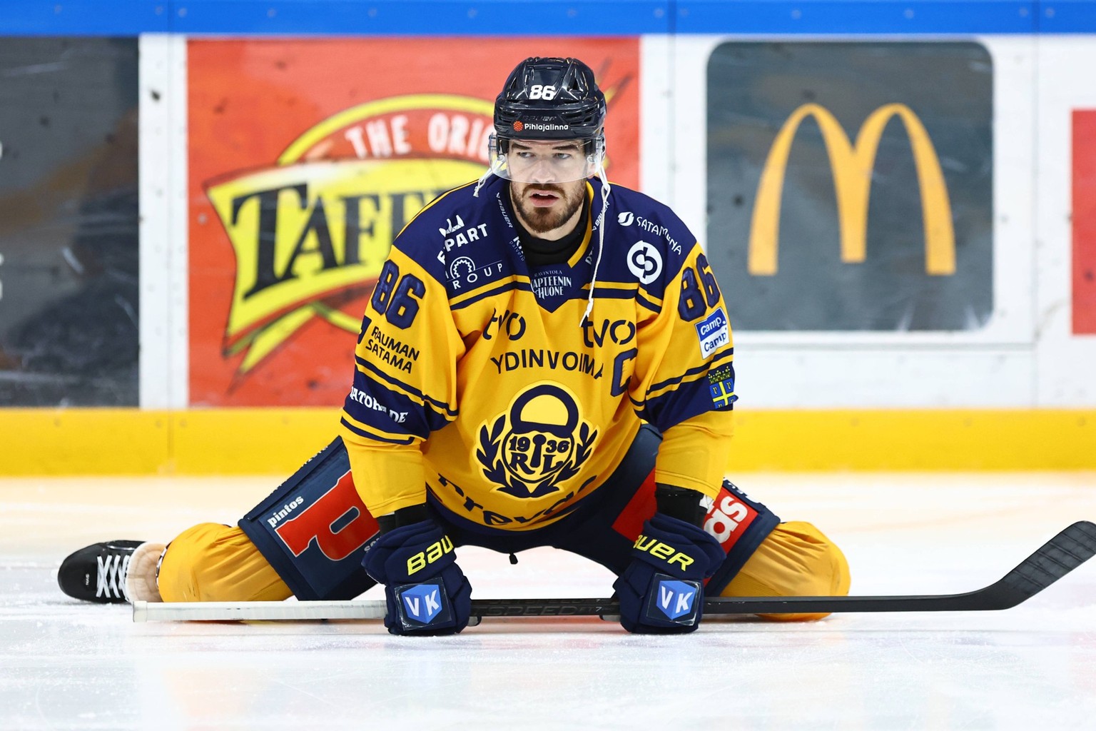 xxkeikkaxx 20251011 Lahti Liiga Pelicans Lukko. Kuvassa Eric Gelinas Tomi Natri/All Over Press *** 20251011 Lahti, Finland. Finnish Ice hockey, Eishockey league Liiga match Pelicans vs Lukko. Photo by ...