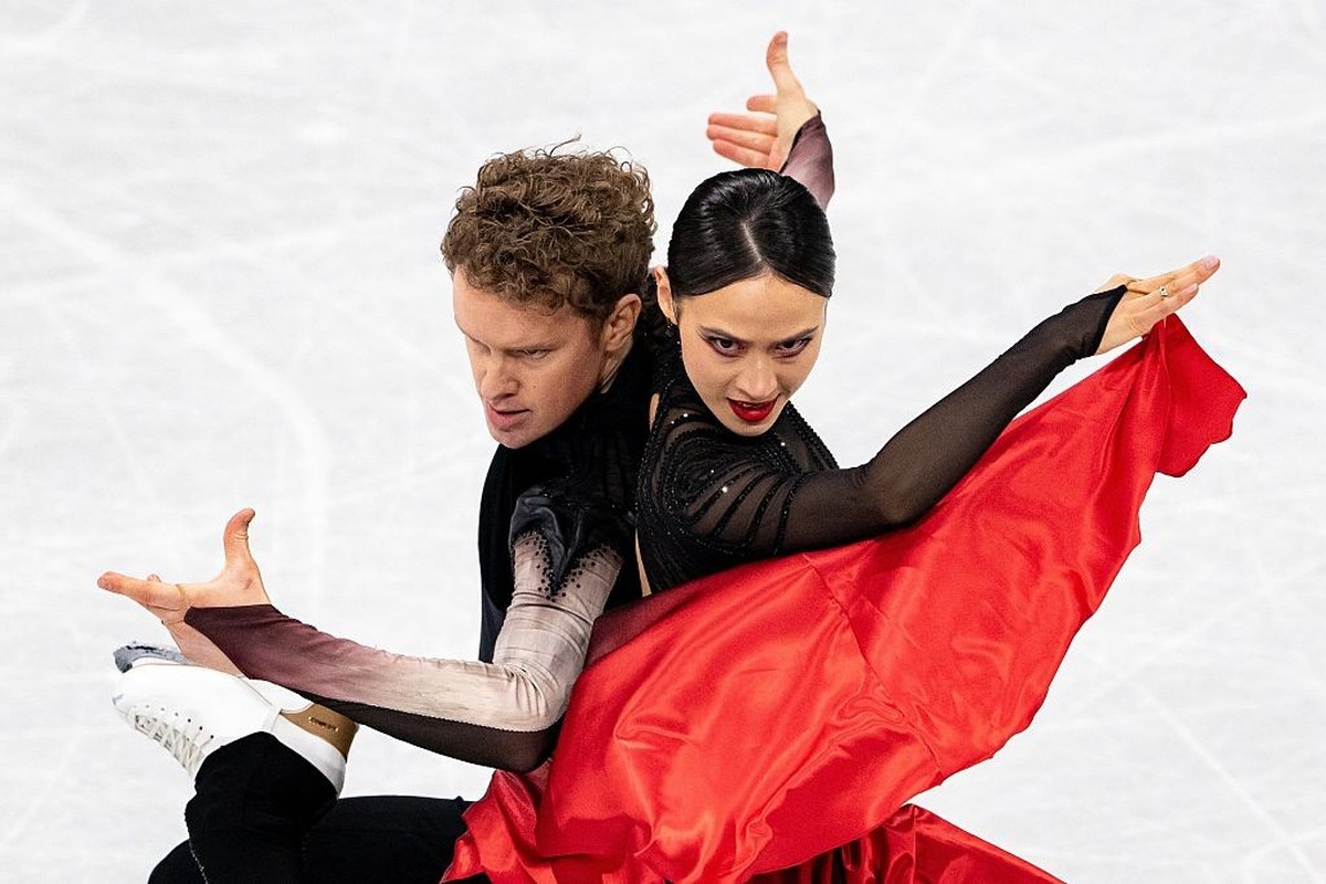 MILAN, ITALY - FEBRUARY 11: Madison Chock and Evan Bates of USA perform during artistic figure skating free dance (ice dance) at the Milano-Cortina 2026 Winter Olympic Games in Milan, Italy, on Februa ...