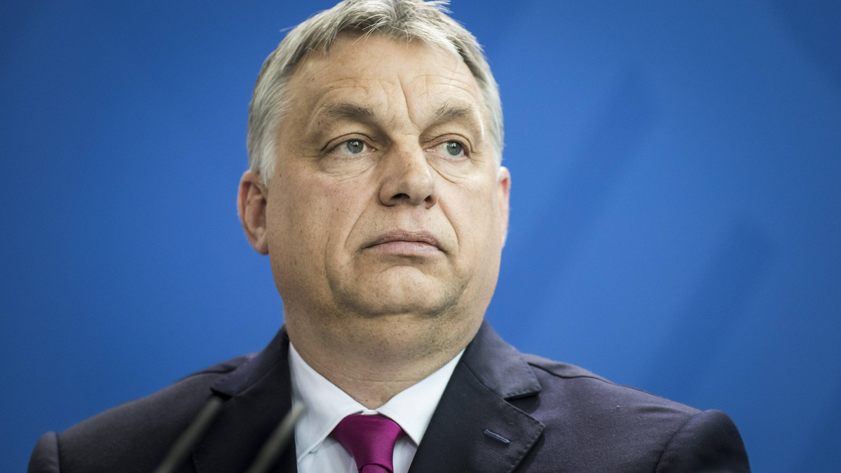 Orbans Oligarchen schaffen ihr Geld ins Ausland