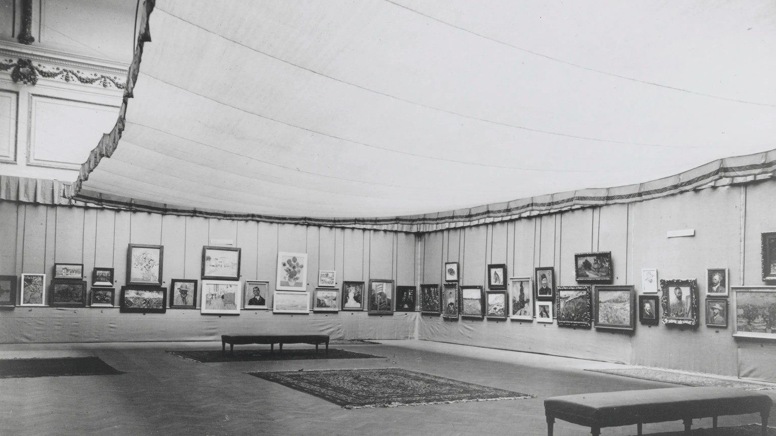 Jo advocated major exhibitions of Vincent's work, such as the exhibition "Art of the Present" in Antwerp 1914. CREDIT: VAN GOGH MUSEUM DOCUMENTATION, AMSTERDAM