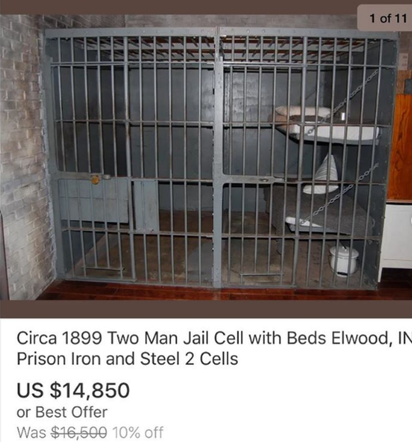 Gefängniszelle aus dem Jahre 1899 (ungefähr) für zwei Insassen mit Betten, Elwood (Illinois).