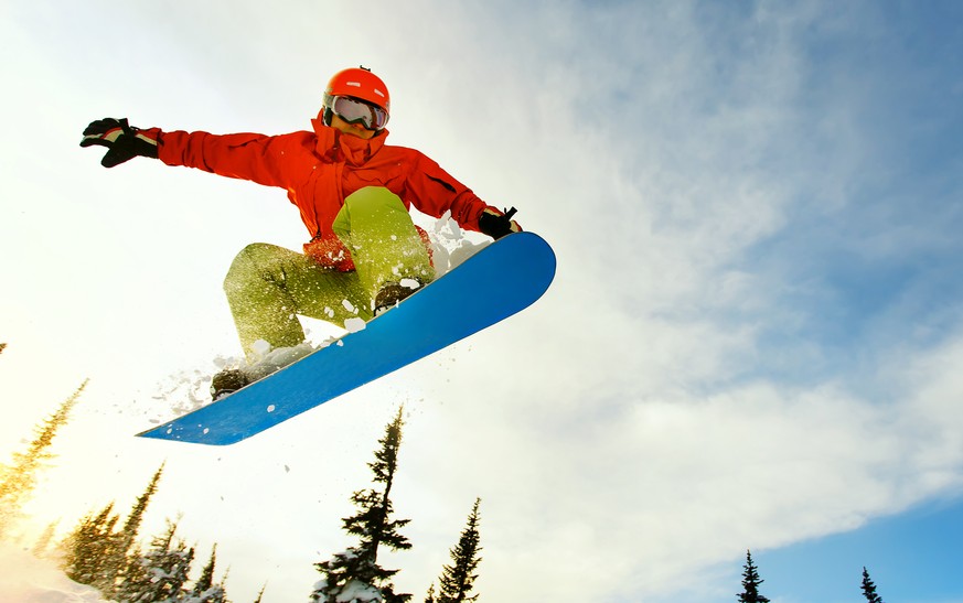 Freizeitsport und Alkohol: Snowboarder trinken am meisten, Fussballer ziemlich wenig
