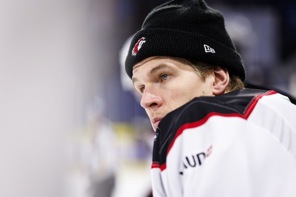 Lausanne HC Torhueter Connor Hughes waehrend dem Qualifikationsspiel der Eishockey-Meisterschaft der National League zwischen den Teams EHC Kloten und Lausanne HC am Freitag, 16. Januar 2026, in Klote ...