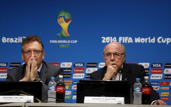 Sepp Blatter unterstützt die Ermittlungen natürlich voll und ganz. Sagt er selbst.