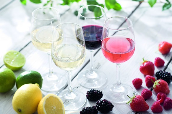Selection of wines with various fruits to evoke the distinctive flavours of certain wines.