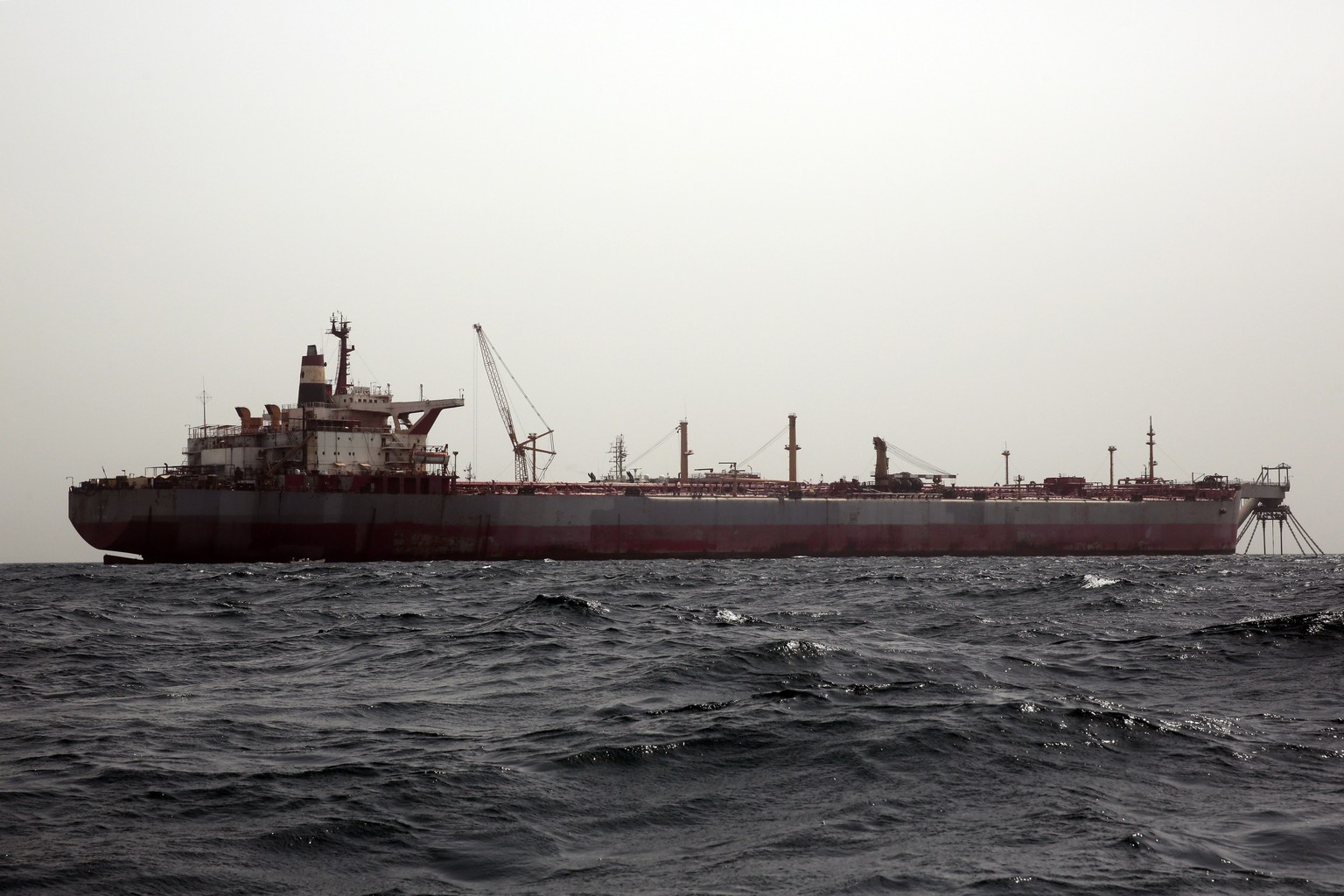 FILE - The &#039;Safer&#039; tanker is seen on Monday, June 12, 2023, off the coast of Yemen. A senior United Nations official says a salvage team is set to begin siphoning oil out of the decaying tan ...