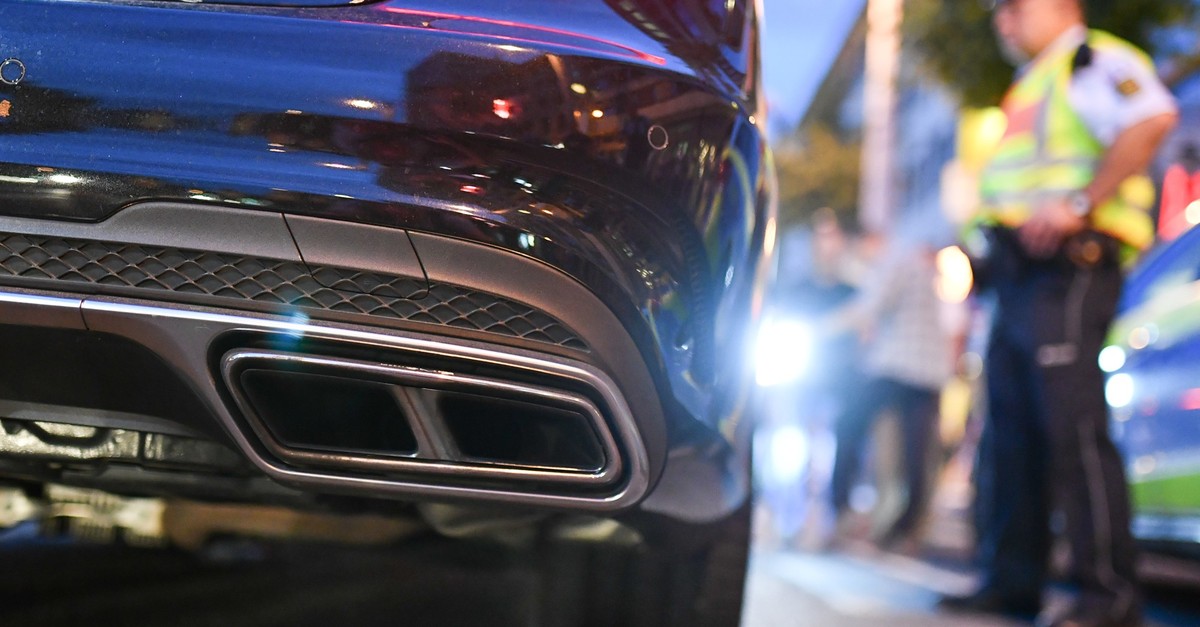 Mit-L-rmdisplays-Bundesrat-sagt-Autoposer-den-Kampf-an