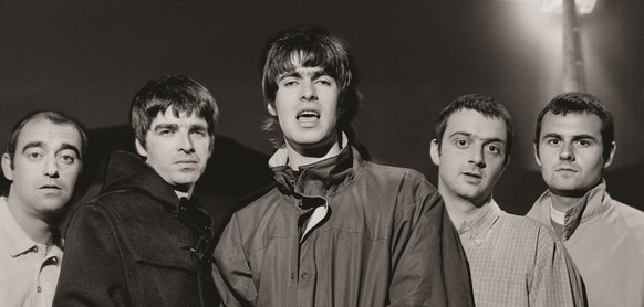 Oasis, damals in den 1990ern: &quot;The last real rock&#039;n&#039;roll band.&quot;
https://styles.redditmedia.com/t5_2sic7/styles/image_widget_5bgbwn1p6ga61.jpg?format=pjpg&amp;s=174d32072a0110b29838 ...