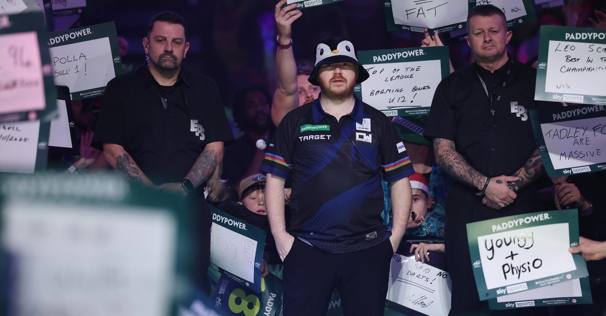 deb-tant-tr-umt-von-eigenem-restaurant-4-geschichten-vor-den-darts-wm-viertelfinals