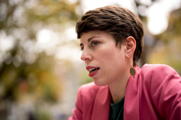 «Die Schweiz muss international aufzeigen, dass sie ebenfalls zu den Hauptleidtragenden gehört»: Grünen-Präsidentin Lisa Mazzone.