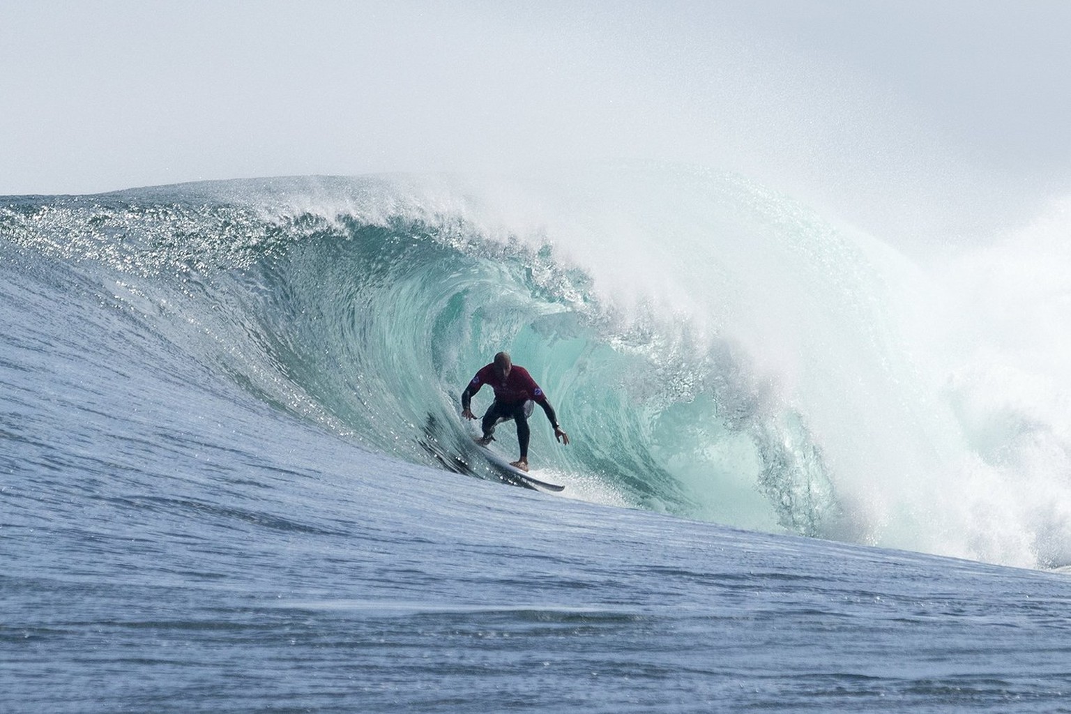 epa05876728 A handout photo made available by the World Surf League (WSL) of Kelly Slater of the USA in action during the Drug Aware Margaret River Pro surfing event at North Point, Australia, 29 Marc ...