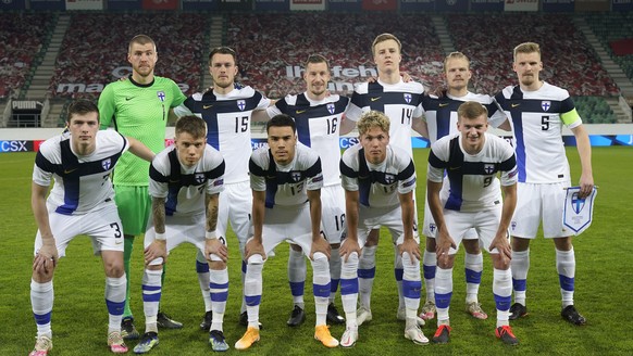 Finland's players pose for the team picture before a friendly soccer match between Switzerland and Finland, at the Kybunpark stadium in St. Gallen, Switzerland, Wednesday, March 31, 2021. (KEYSTO ...