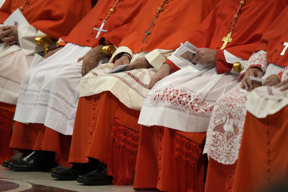 Le conclave débutera le 7 mai 2025