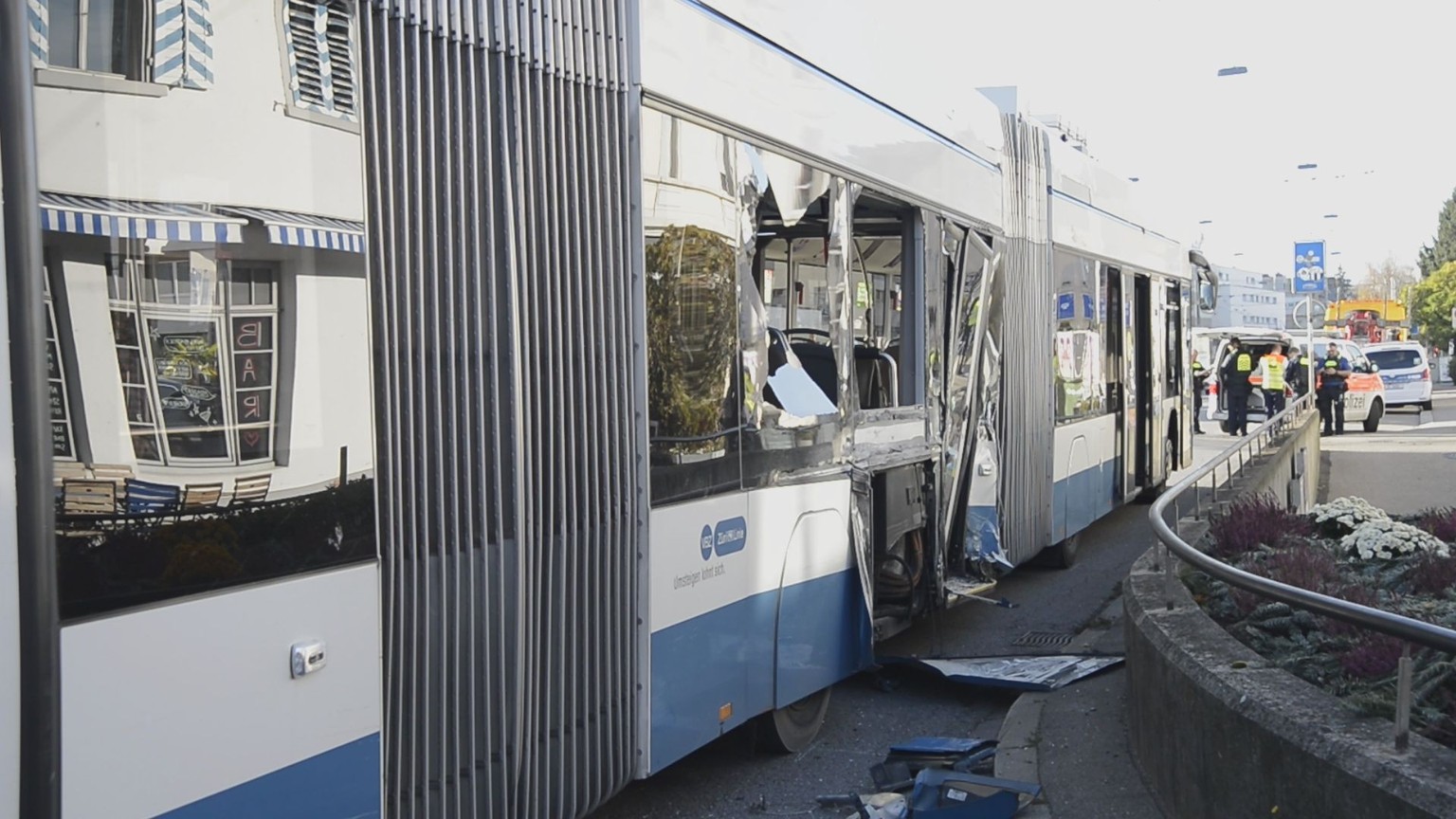 Zürich Kollision Busse