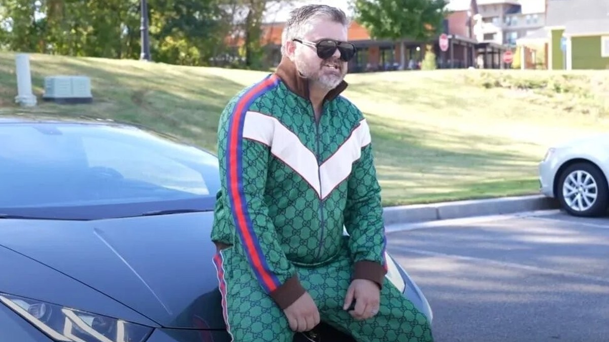 Bitboy in Gucci auf Lambo. Das waren noch Zeiten.