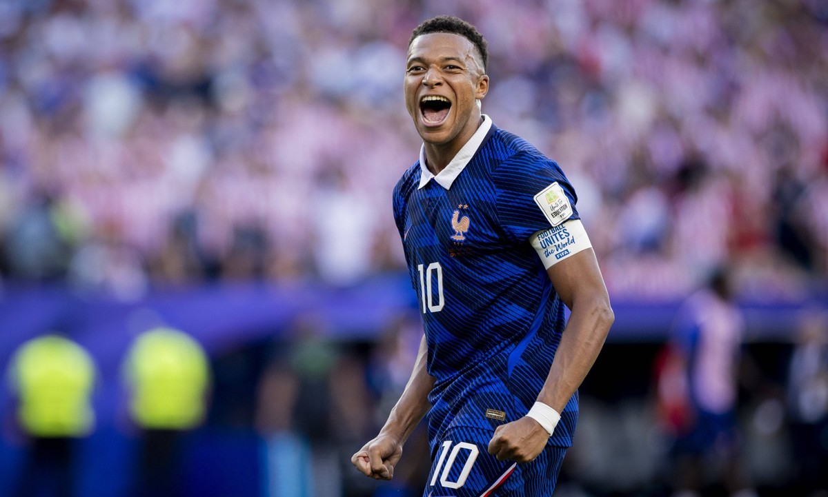 Philadelphia, USA 04th Jul 2026. Final jubilation Kylian Mbappe FRA Paraguay - France World Cup Paraguay - Frankreich 04.07.2026 *** Philadelphia, USA, July 4, 2026: Jubilation after the finalKylian M ...