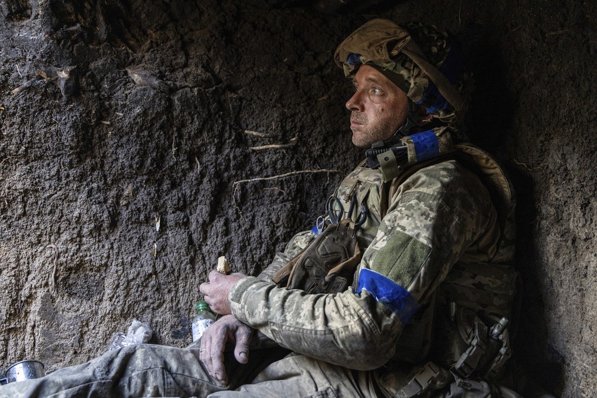 Les tranchées ukrainiennes sont infestées de souris.
